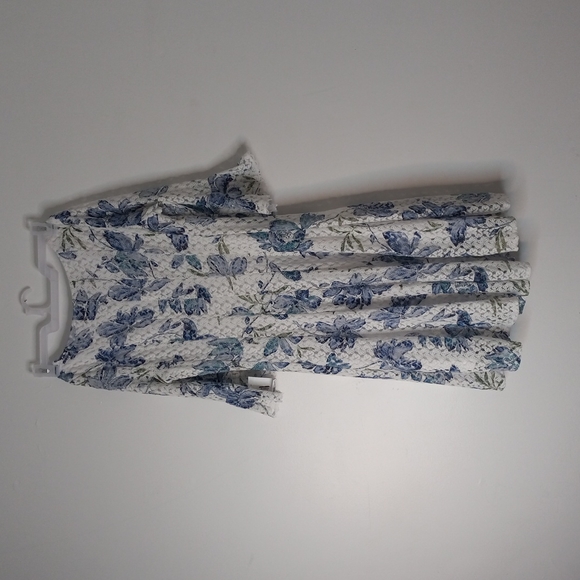 CHRIS McLaughlin Lace Dress - Picture 2 of 4